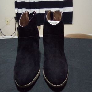 Adam Tucker Suede Heels Black